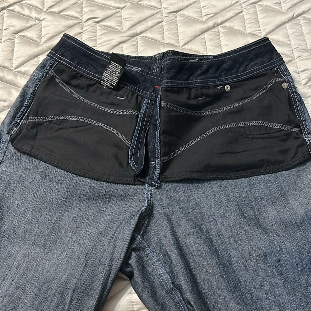 Style&Co Jeans Capri Tummy Control - Picture 9 of 11